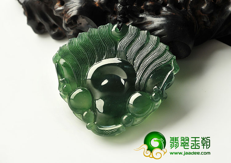 冰种油青缅甸翡翠A货龙头挂件