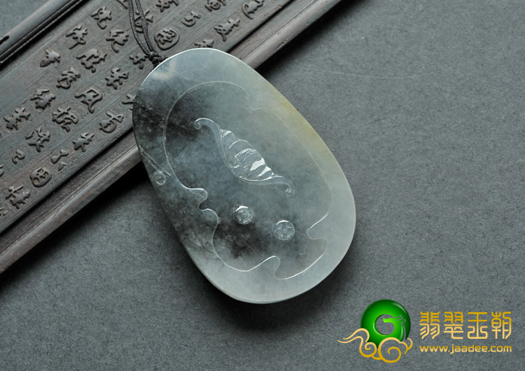糯冰种（乌鸡种）缅甸翡翠A货福如东海挂件