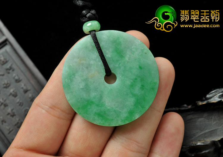 糯冰种翠色缅甸翡翠A货平安扣挂件