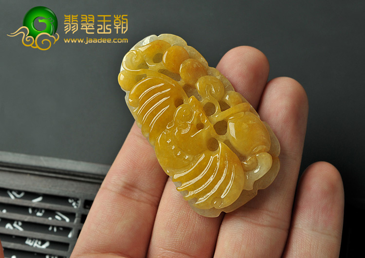 糯冰种黄翡缅甸翡翠A货福在眼前挂件