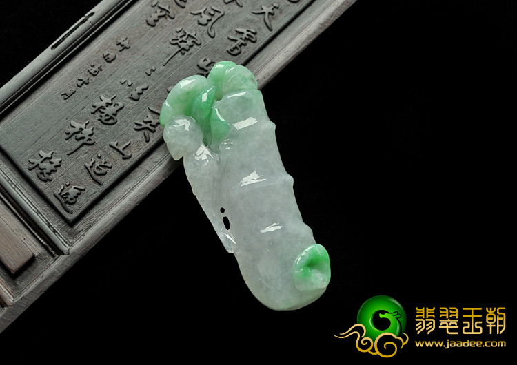 糯冰种晴水飘翠缅甸翡翠A货节节高挂件