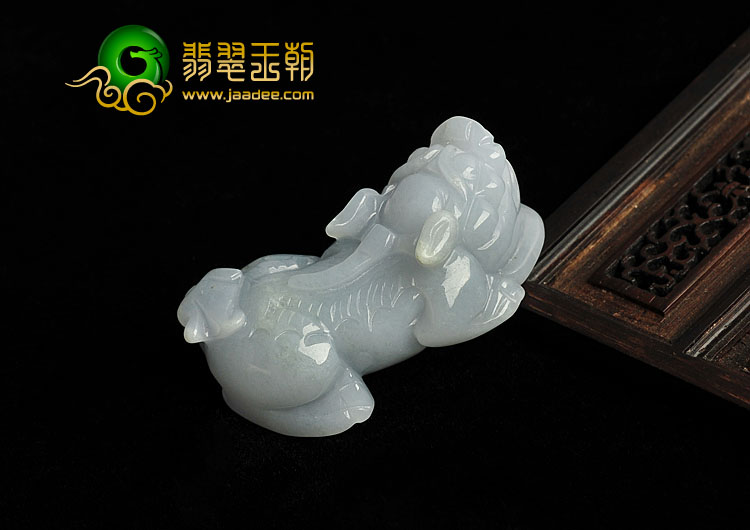 糯冰种淡紫罗兰缅甸翡翠A货貔貅挂件
