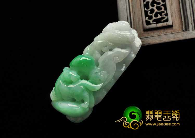 糯冰种翠色缅甸翡翠A货生意兴隆挂件