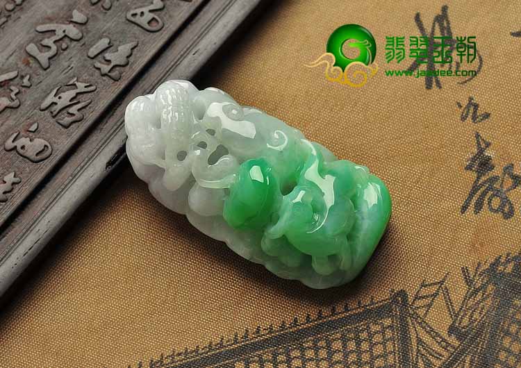 糯冰种翠色缅甸翡翠A货生意兴隆挂件
