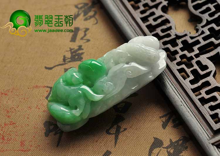 糯冰种翠色缅甸翡翠A货生意兴隆挂件