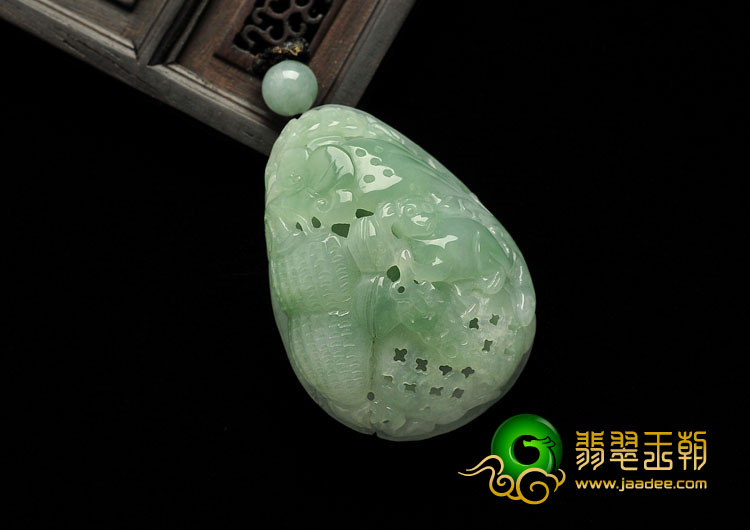 糯冰种晴水缅甸翡翠A货满载而归挂件