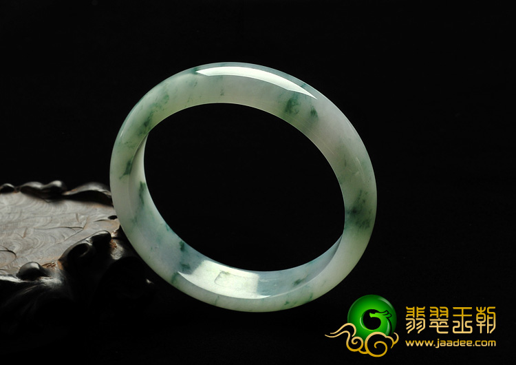 糯冰种飘花缅甸翡翠A货手镯（57mm）