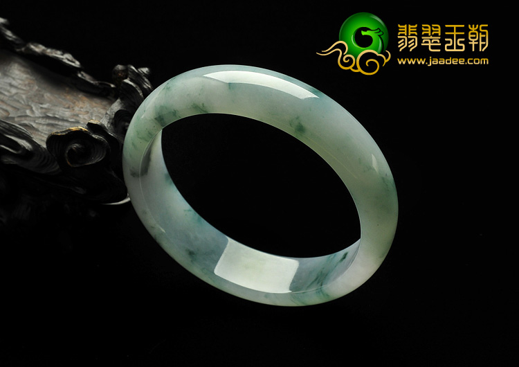 糯冰种飘花缅甸翡翠A货手镯（57mm）