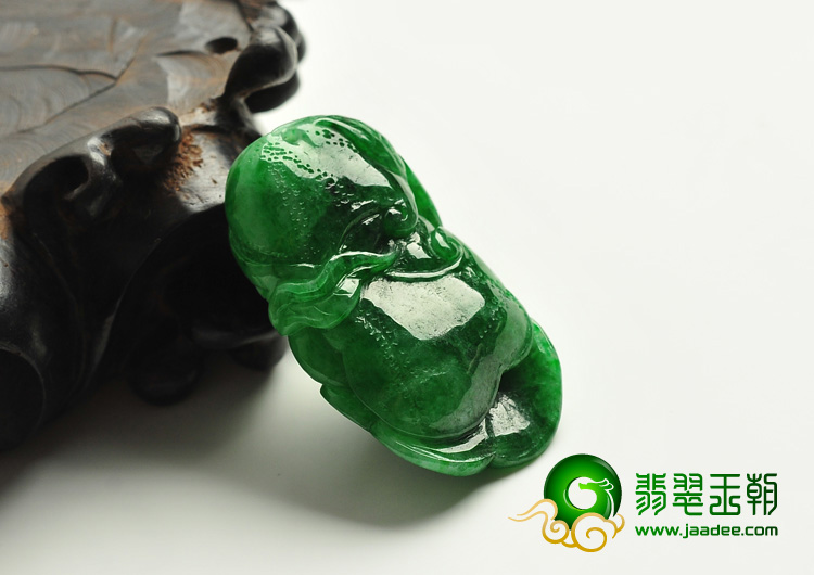 糯冰种翠色缅甸翡翠A货如意挂件