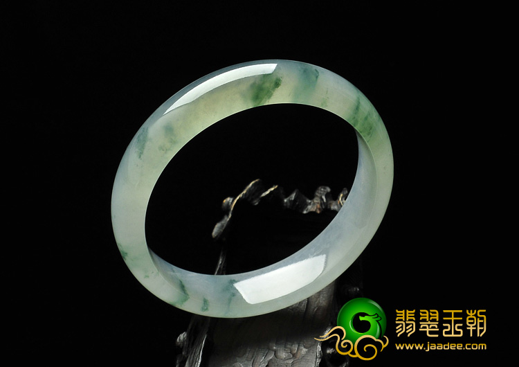 冰种飘花缅甸翡翠A货手镯（56mm）