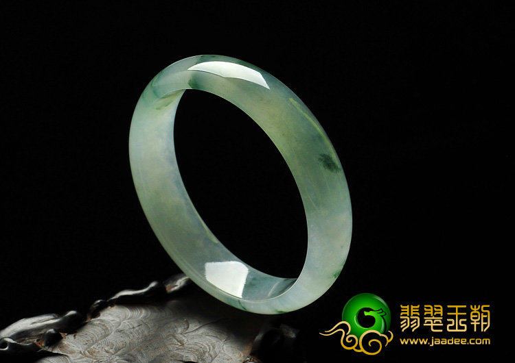 冰种飘花缅甸翡翠A货手镯（56mm）