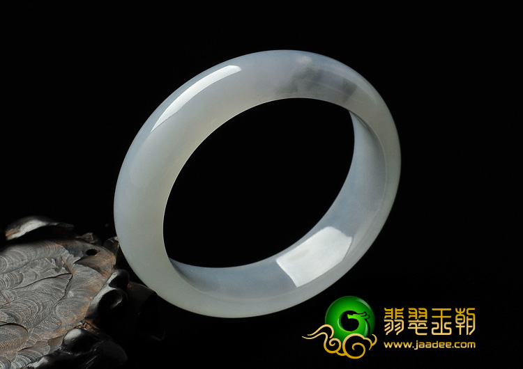 糯冰种淡紫罗兰缅甸翡翠A货贵妃镯（55.6mm-49.4mm）