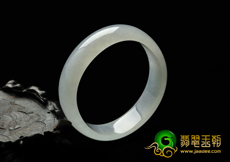 冰种晴水缅甸翡翠A货贵妃镯（58.2mm-49.8mm）