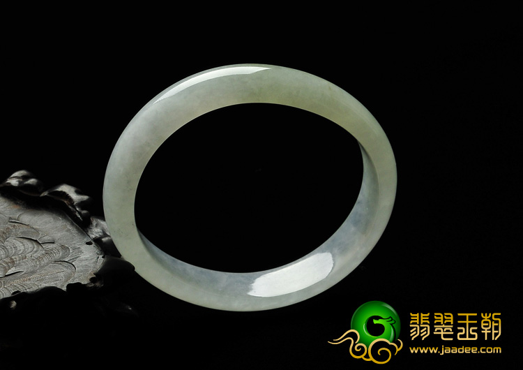 冰种晴水带淡黄翡缅甸翡翠A货贵妃镯（59.9mm-50.4mm）