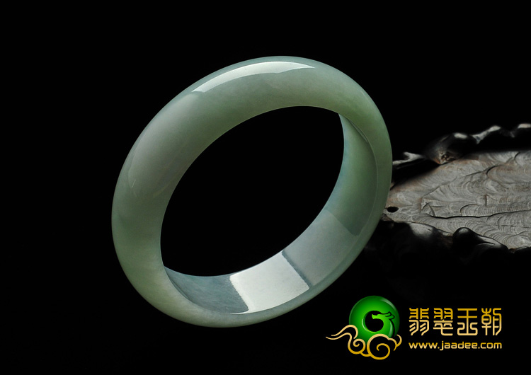 糯冰种晴水缅甸翡翠A货手镯（58mm）