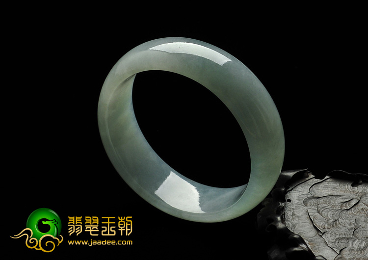 糯冰种晴水缅甸翡翠A货手镯（56.9mm）