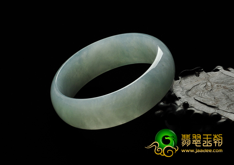 糯冰种晴水缅甸翡翠A货手镯（56.9mm）