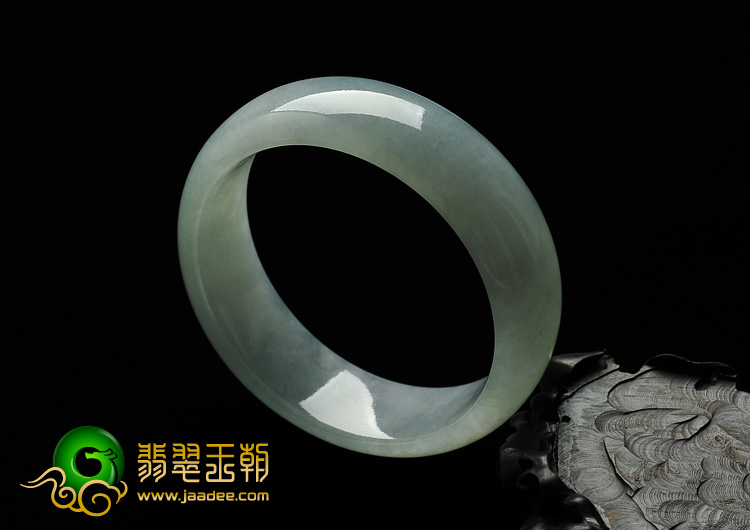 糯冰种晴水缅甸翡翠A货手镯（56.9mm）