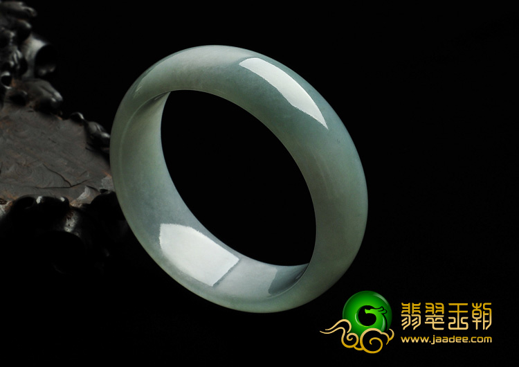 糯冰种晴水缅甸翡翠A货手镯（57.2mm）