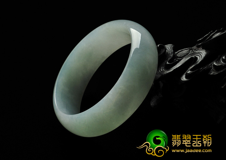 糯冰种晴水缅甸翡翠A货手镯（57.2mm）