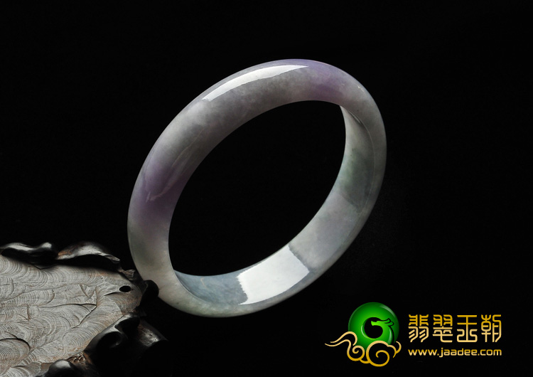 糯冰种春带彩缅甸翡翠A货手镯（57mm）