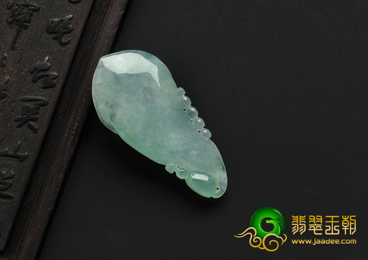 feici冰种晴水缅甸翡翠A货玉兰花挂件