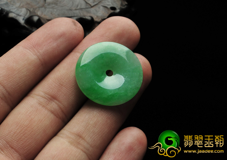 糯冰种翠色缅甸翡翠A货平安扣挂件