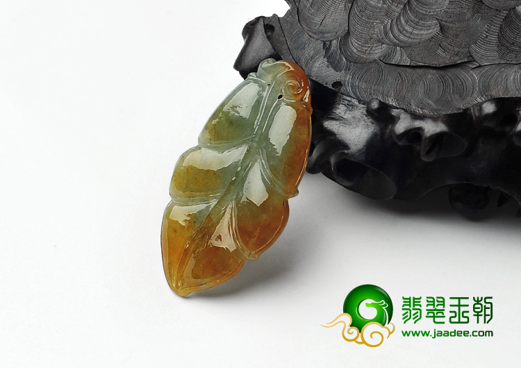 冰种黄翡缅甸翡翠A货玉叶挂件