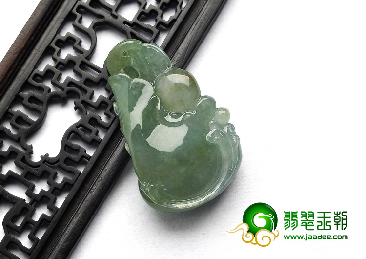 冰种晴水略带黄翡缅甸翡翠A货天鹅戏水挂件