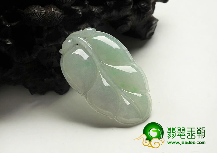 糯冰种飘翠缅甸翡翠A货叶子挂件