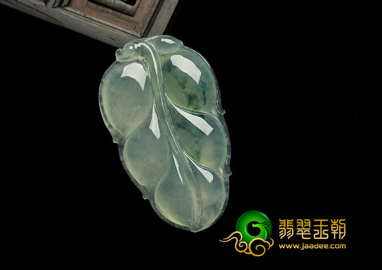 冰种飘花缅甸翡翠A货叶子挂件