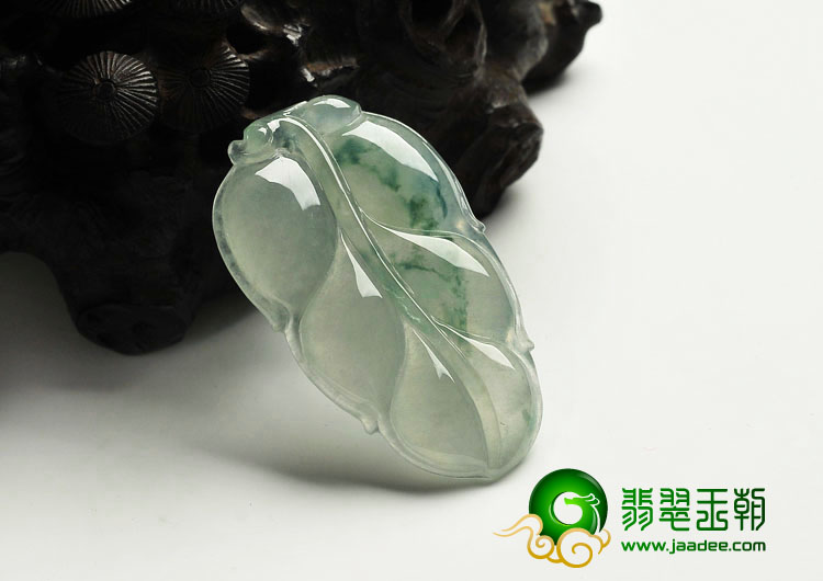 冰种飘花缅甸翡翠A货叶子挂件