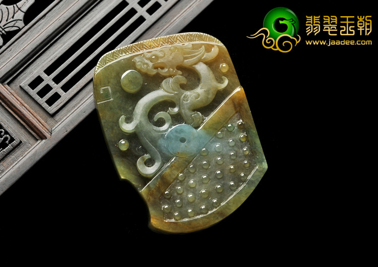 糯冰种青褐色缅甸翡翠A货仿古龙牌挂件