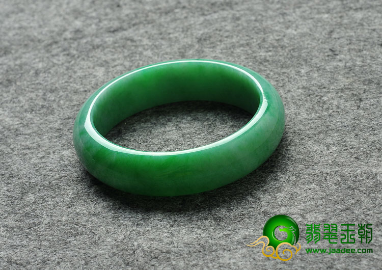 细糯种阳绿缅甸翡翠A货手镯（59.6mm）