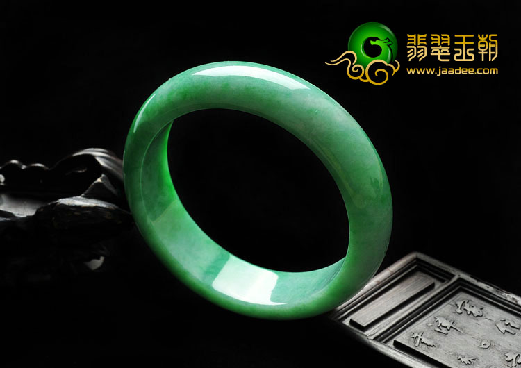 糯冰种阳绿缅甸翡翠A货手镯（59.6mm）