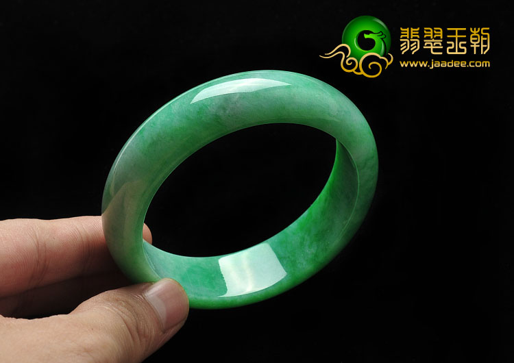 糯冰种阳绿缅甸翡翠A货手镯（59.6mm）