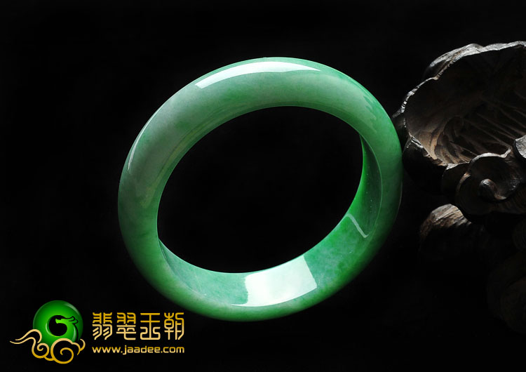 糯冰种阳绿缅甸翡翠A货手镯（59.6mm）