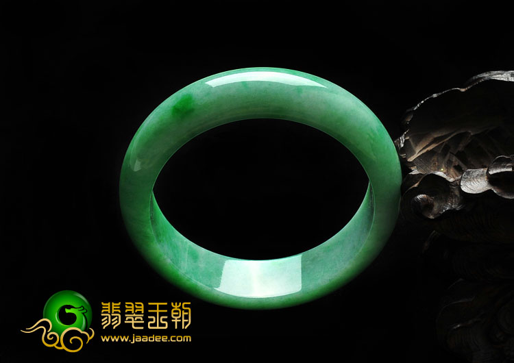 细糯种阳绿缅甸翡翠A货手镯（59.4mm）