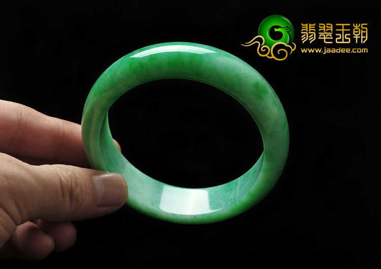 细糯种阳绿缅甸翡翠A货手镯（59.4mm）