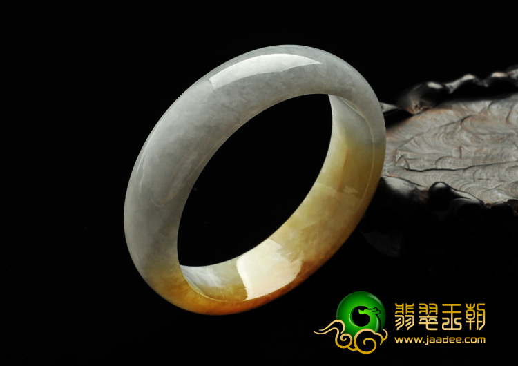 糯冰种黄翡缅甸翡翠A货手镯（55.6mm）