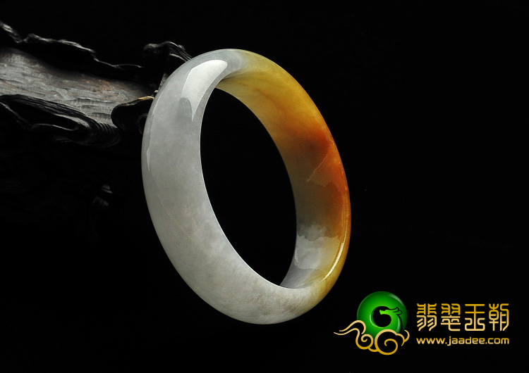 糯冰种黄翡缅甸翡翠A货手镯（55.6mm）