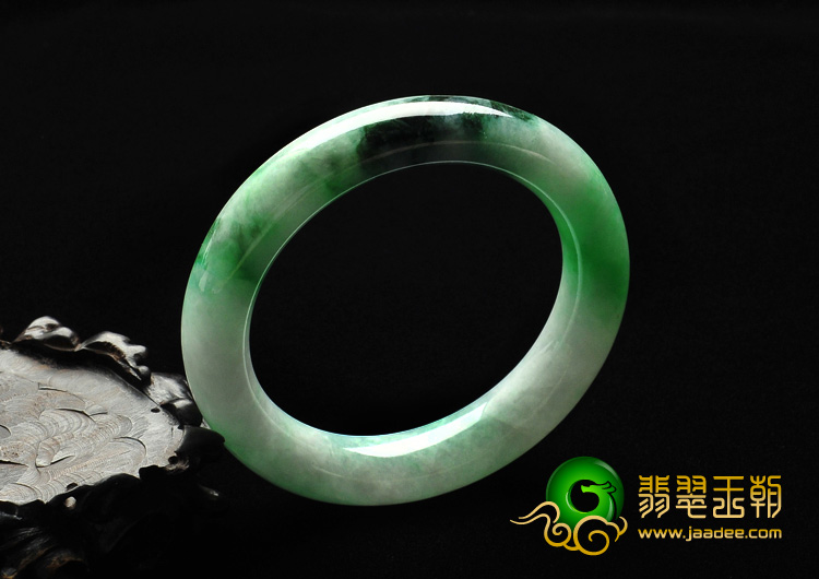 糯冰种飘花缅甸翡翠A货手镯（57.6mm）