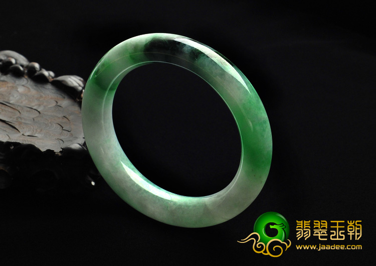 糯冰种飘花缅甸翡翠A货手镯（57.6mm）