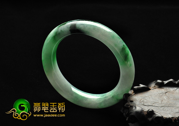 糯冰种飘花缅甸翡翠A货手镯（57.6mm）