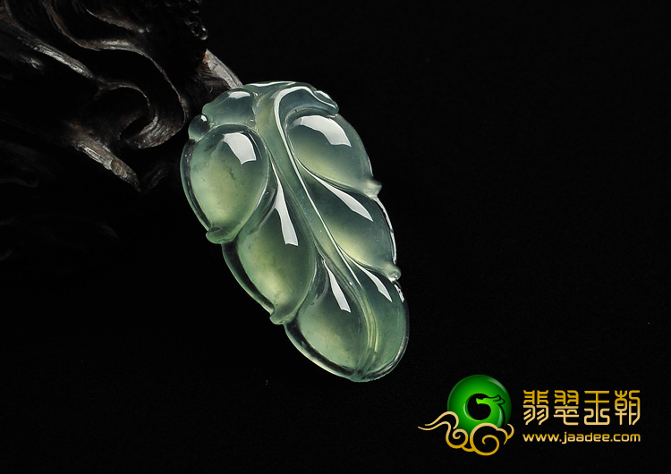 feicui冰玻种晴水略飘花缅甸翡翠A货叶子挂件