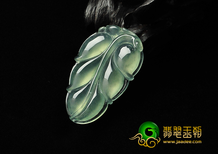 feicui冰玻种晴水略飘花缅甸翡翠A货叶子挂件