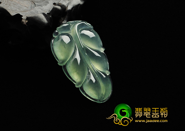 feicui冰玻种晴水略飘花缅甸翡翠A货叶子挂件