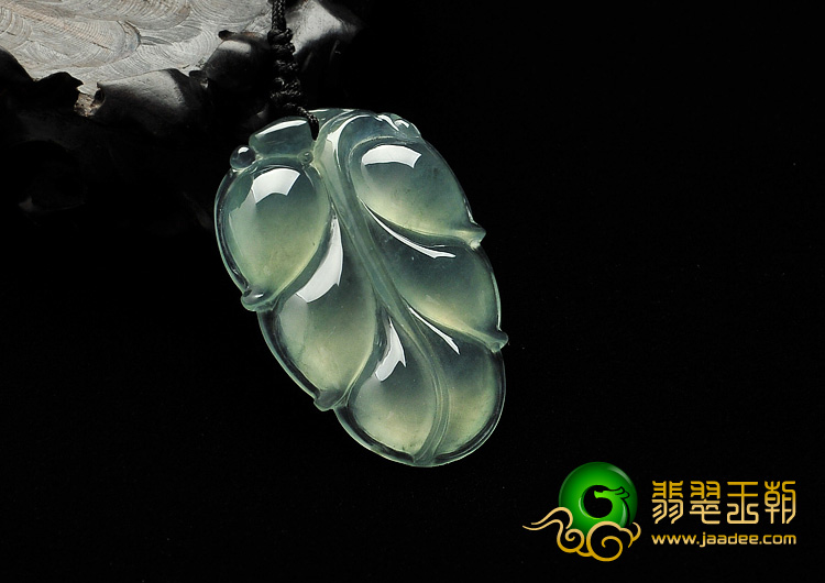 冰玻种晴水略飘花缅甸翡翠A货叶子挂件