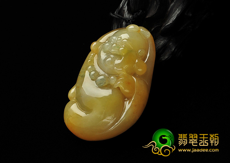 糯冰种黄翡缅甸翡翠A货笑佛挂件