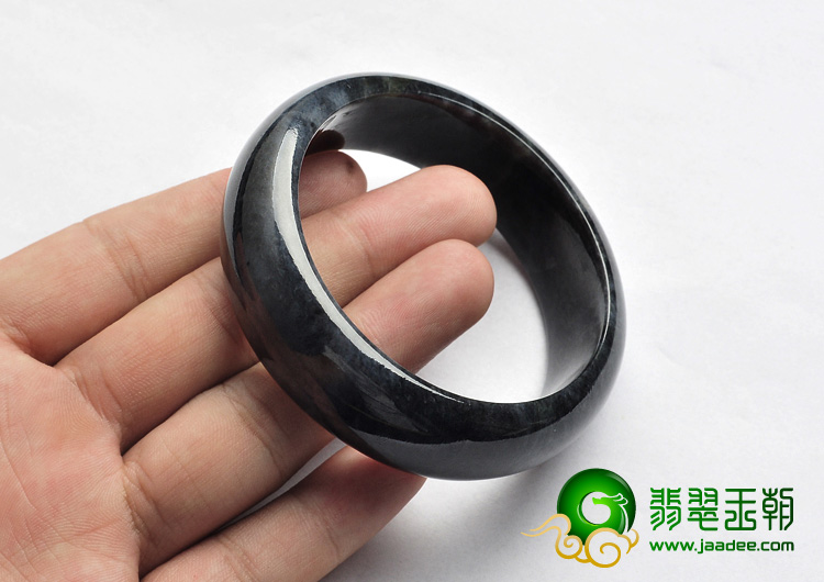 细糯种黑色缅甸翡翠A货手镯（57mm）